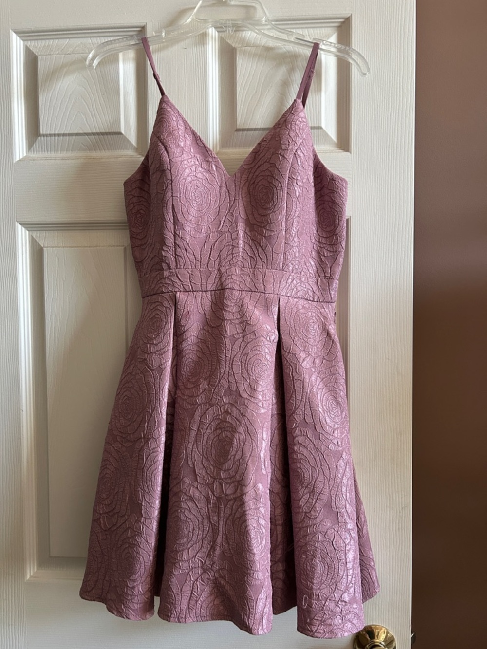 Sleeveless Rose-Textured Mini Dress in Dusty Mauve